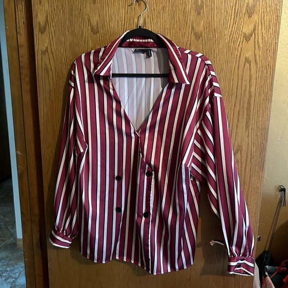 ASOS DESIGN CURVE SATIN WRAP TUX STRIPED SHIRT WORN ONCE - Picture 4 of 6